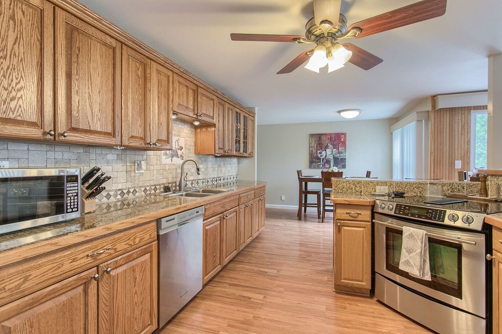 884 Riverside Drive Methuen, MA 01844 - Photo 14 of 30 Gallery Image 14
