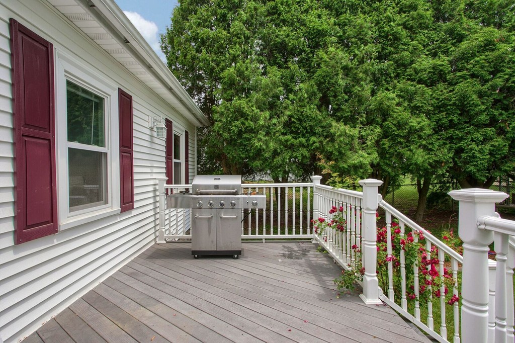 884 Riverside Drive Methuen, MA 01844 - Photo 27 of 30 Gallery Image 27