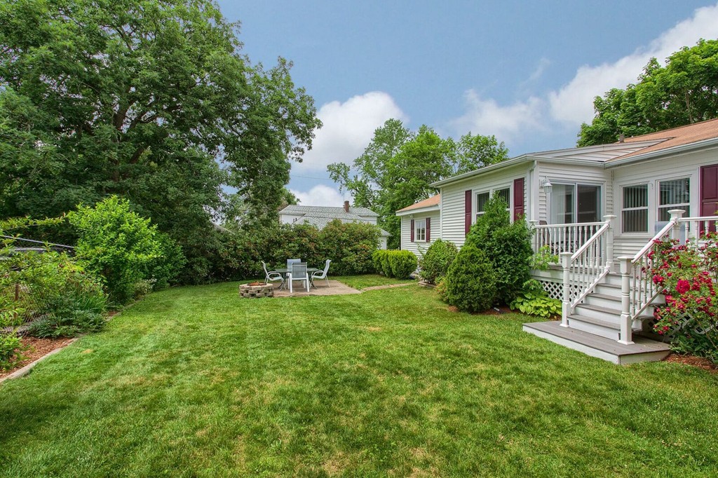 884 Riverside Drive Methuen, MA 01844 - Photo 28 of 30 Gallery Image 28
