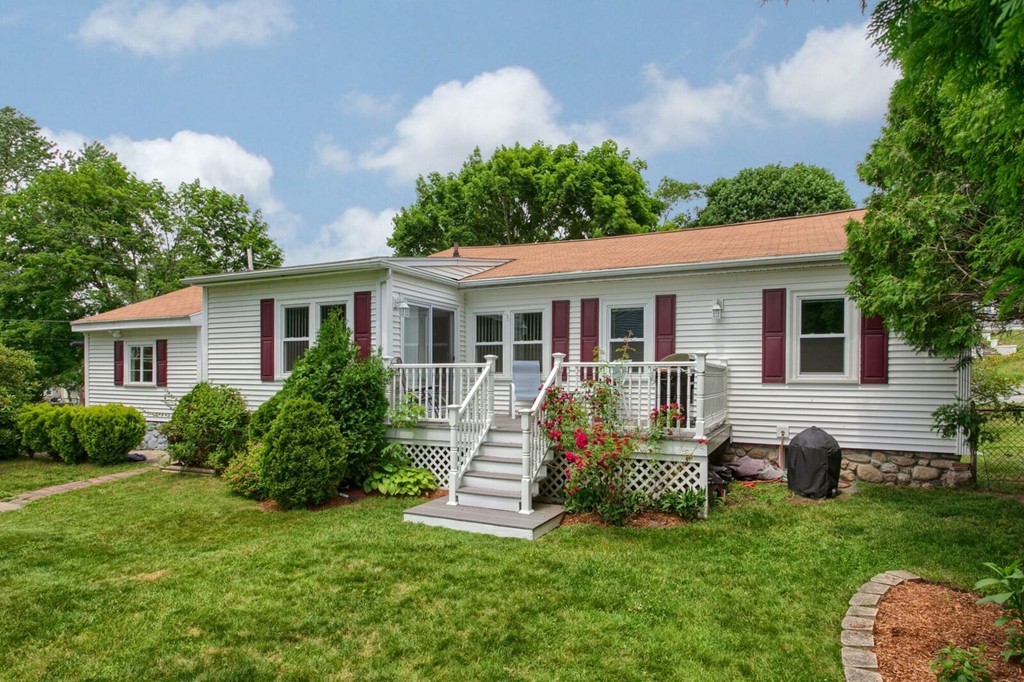 884 Riverside Drive Methuen, MA 01844 - Photo 30 of 30 Gallery Image 30
