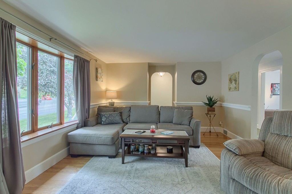 884 Riverside Drive Methuen, MA 01844 - Photo 8 of 30 Gallery Image 8