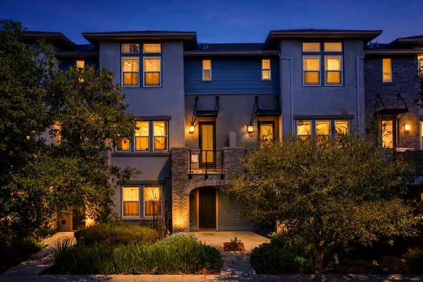 $1,745,000 | 925 De Guigne Drive, Unit 4, Sunnyvale, CA 94085