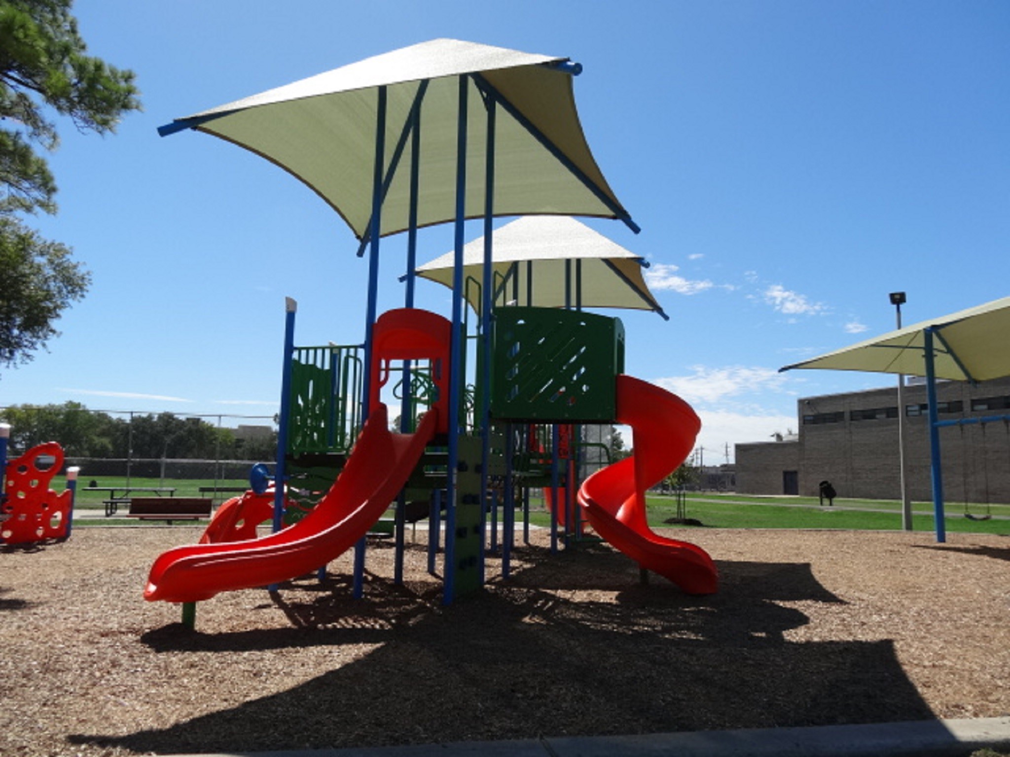 5522 Deep Forest Drive Houston, TX 77092 - Photo 44 of 47 an outdoor space with furniture and umbrella