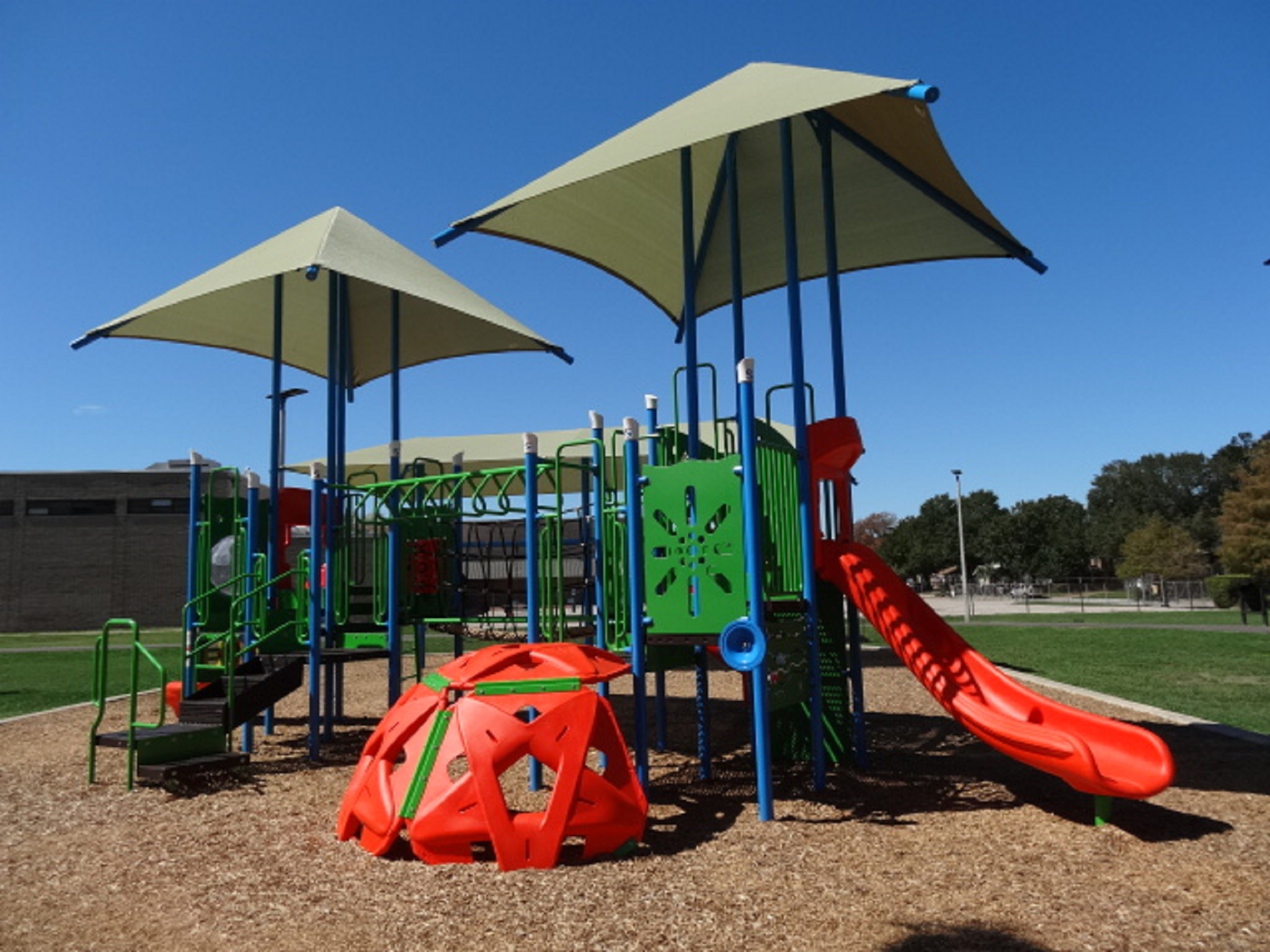5522 Deep Forest Drive Houston, TX 77092 - Photo 45 of 47 an outdoor space with furniture and umbrella