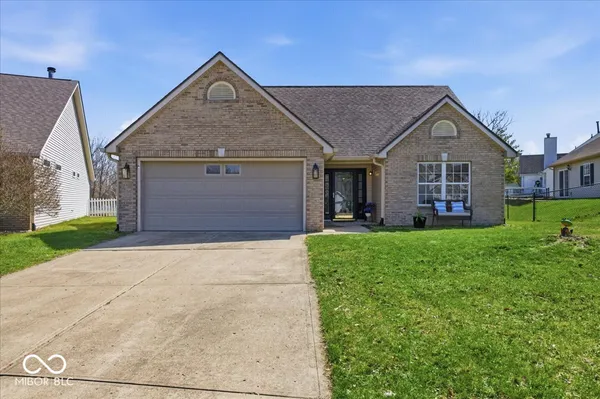 $323,000 | 2533 Copper Tree Way, Carmel, IN 46033