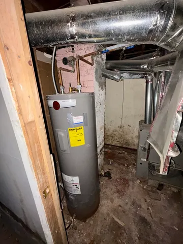 $159,000 | 1255 West 108th Place, Chicago, IL 60643