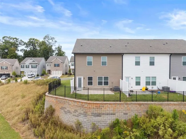 a view of a house with a big yard