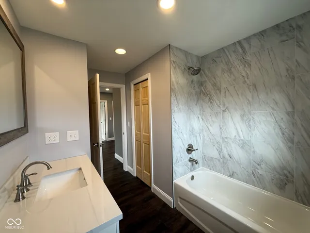 $289,990 | 402 South Mulberry Street, Fairland, IN 46126