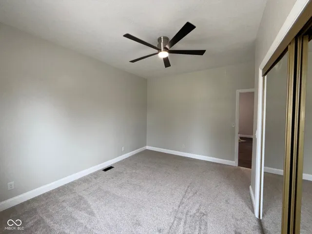 $289,990 | 402 South Mulberry Street, Fairland, IN 46126