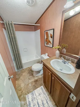 $199,000 | 146 Cloverdale Road, Unit A, Natchez, MS 39120