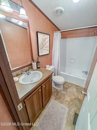 $199,000 | 146 Cloverdale Road, Unit A, Natchez, MS 39120