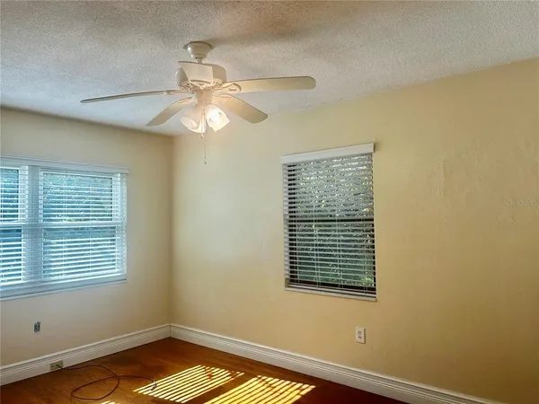 $1,850 | 410 Northeast 15th Court, Ocala, FL 34470