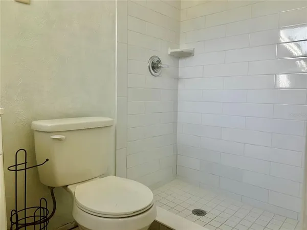 $1,850 | 410 Northeast 15th Court, Ocala, FL 34470