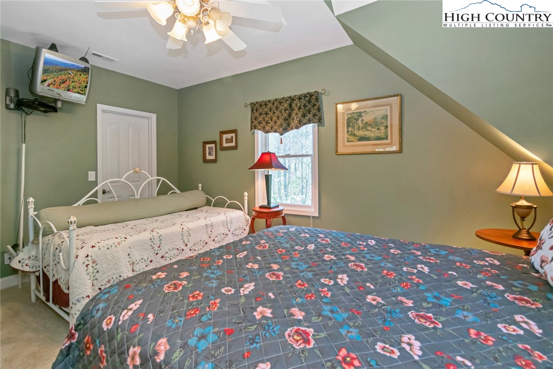 170 Rivers Edge Access Road, Unit 1 Jefferson, NC 28640 - Photo 28 of 50 Gallery Image 28