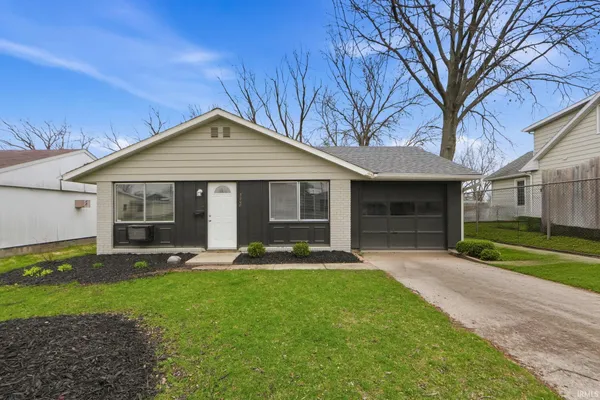 $164,900 | 3008 Fairoak Drive, Fort Wayne, IN 46809