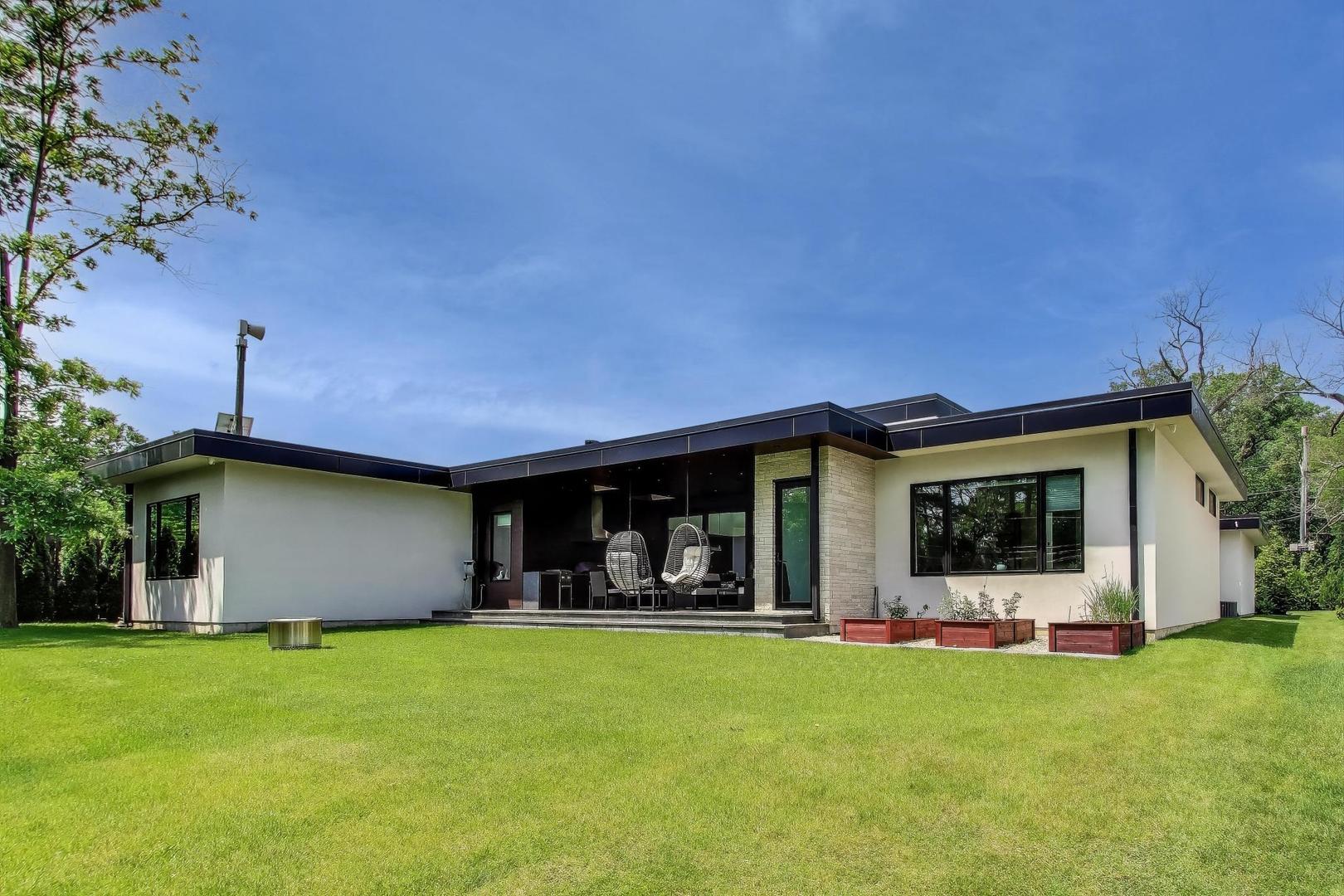 821 Harms Road Glenview, IL 60025 - Photo 35 of 41 a front view of house with yard