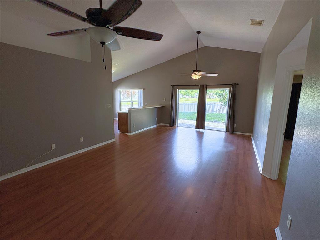 11049 Rouse Run Circle Orlando, FL 32817 - Photo 7 of 18