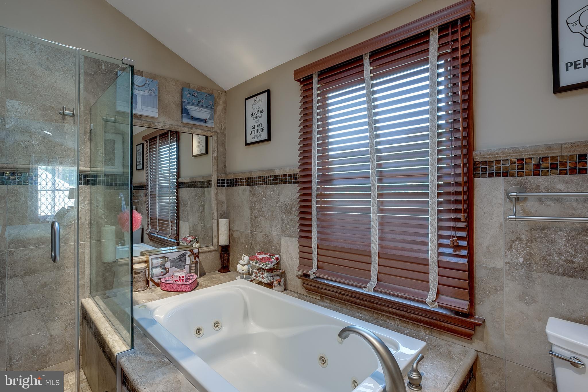 14 Ridgeview Avenue Berlin, NJ 08009 - Photo 23 of 41 Primary Bathroom