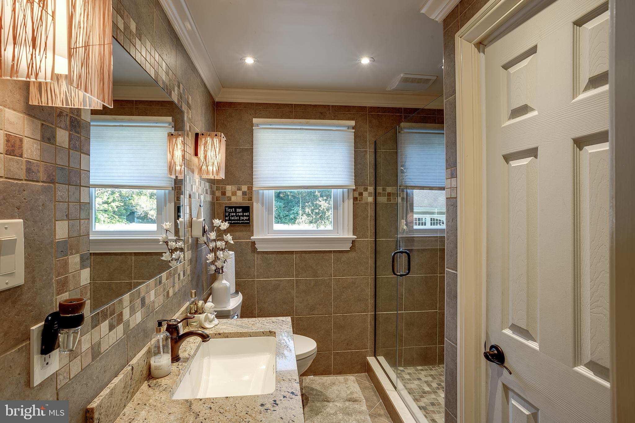 14 Ridgeview Avenue Berlin, NJ 08009 - Photo 24 of 41 Hall Bathroom
