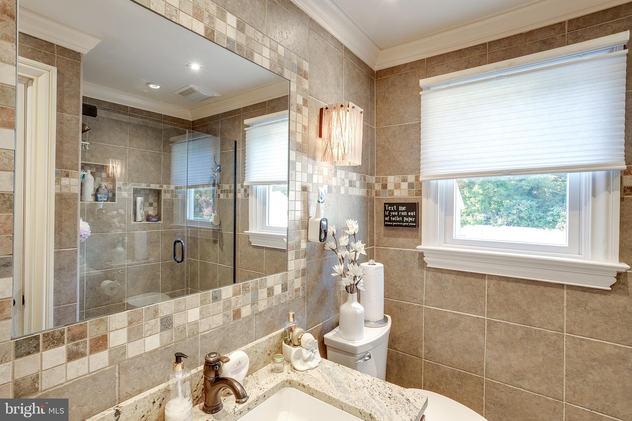 14 Ridgeview Avenue Berlin, NJ 08009 - Photo 25 of 41 Hall Bathroom