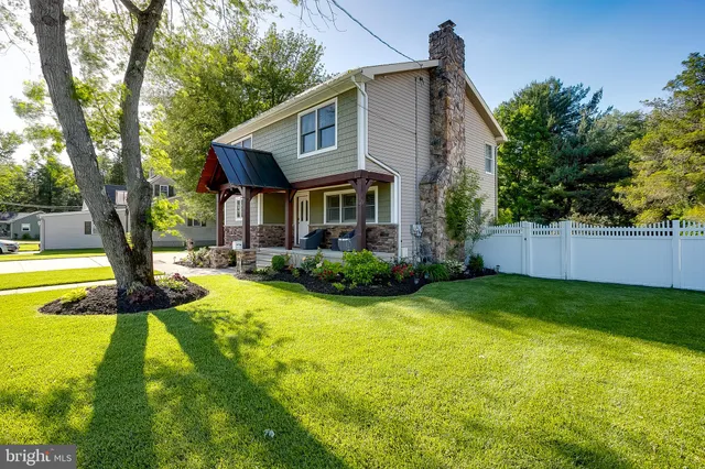 $420,000 | 14 Ridgeview Avenue, Berlin, NJ 08009