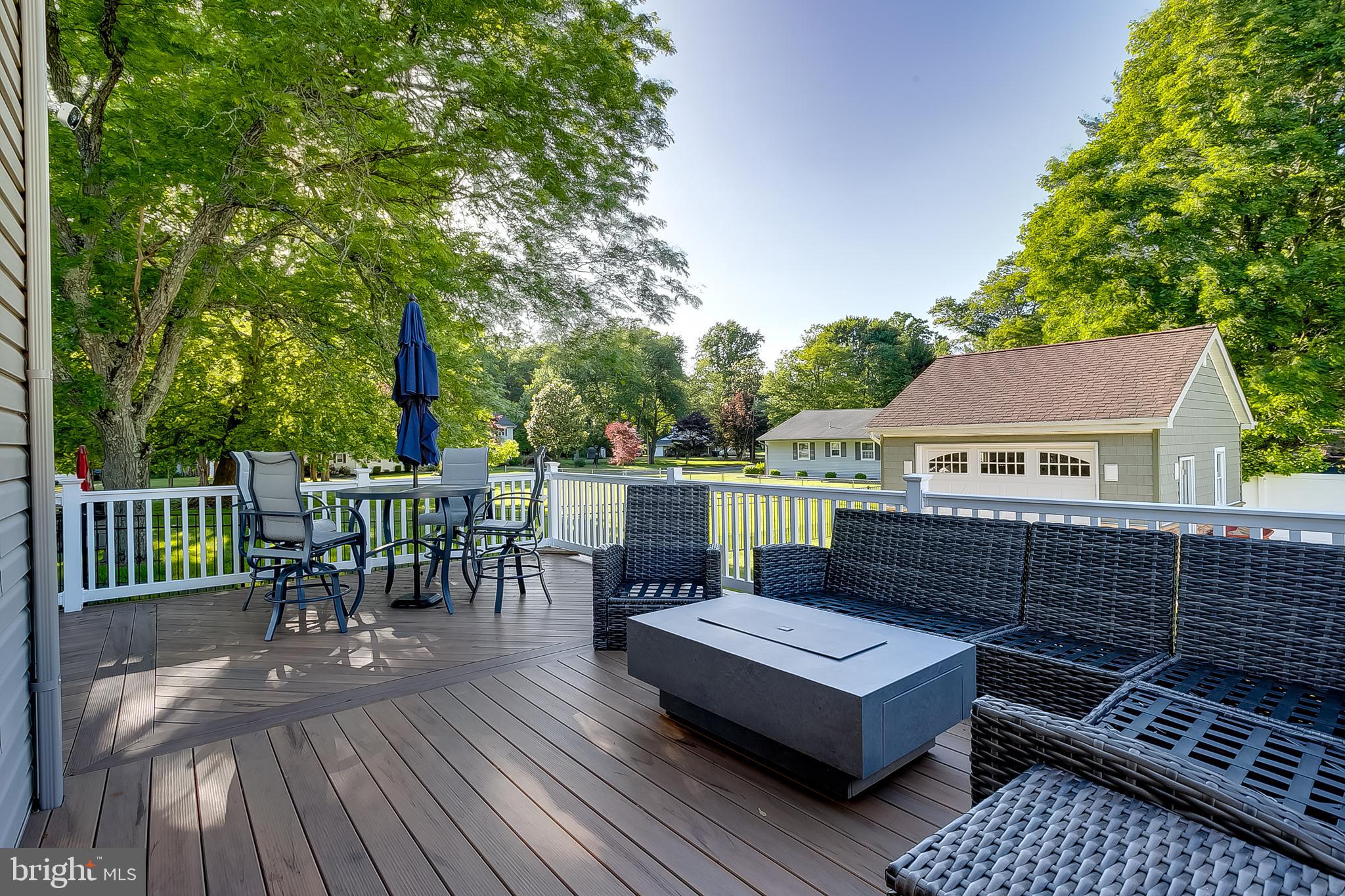 14 Ridgeview Avenue Berlin, NJ 08009 - Photo 37 of 41 Exterior Rear Deck