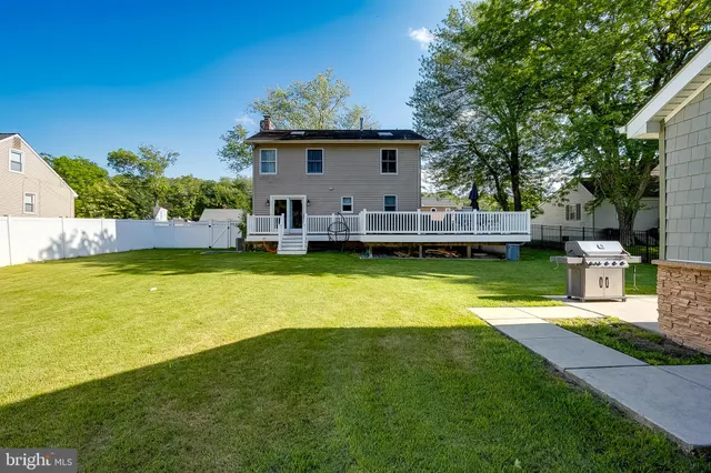 $420,000 | 14 Ridgeview Avenue, Berlin, NJ 08009