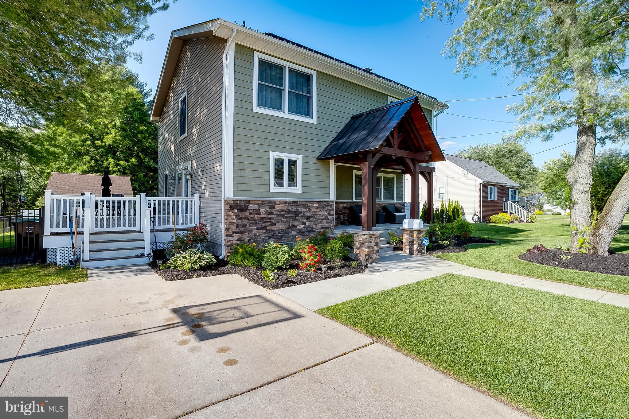 14 Ridgeview Avenue Berlin, NJ 08009 - Photo 4 of 41 Exterior Front/Side