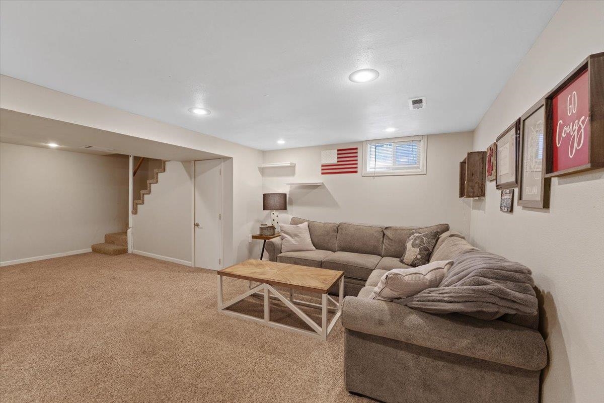 2424 West Decatur Avenue Spokane, WA 99205 - Photo 17 of 28 Gallery Image 17