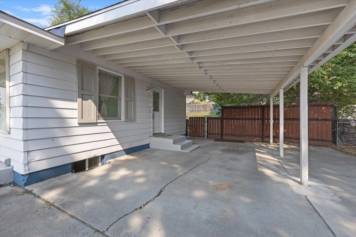 2424 West Decatur Avenue Spokane, WA 99205 - Photo 4 of 28 Gallery Image 4