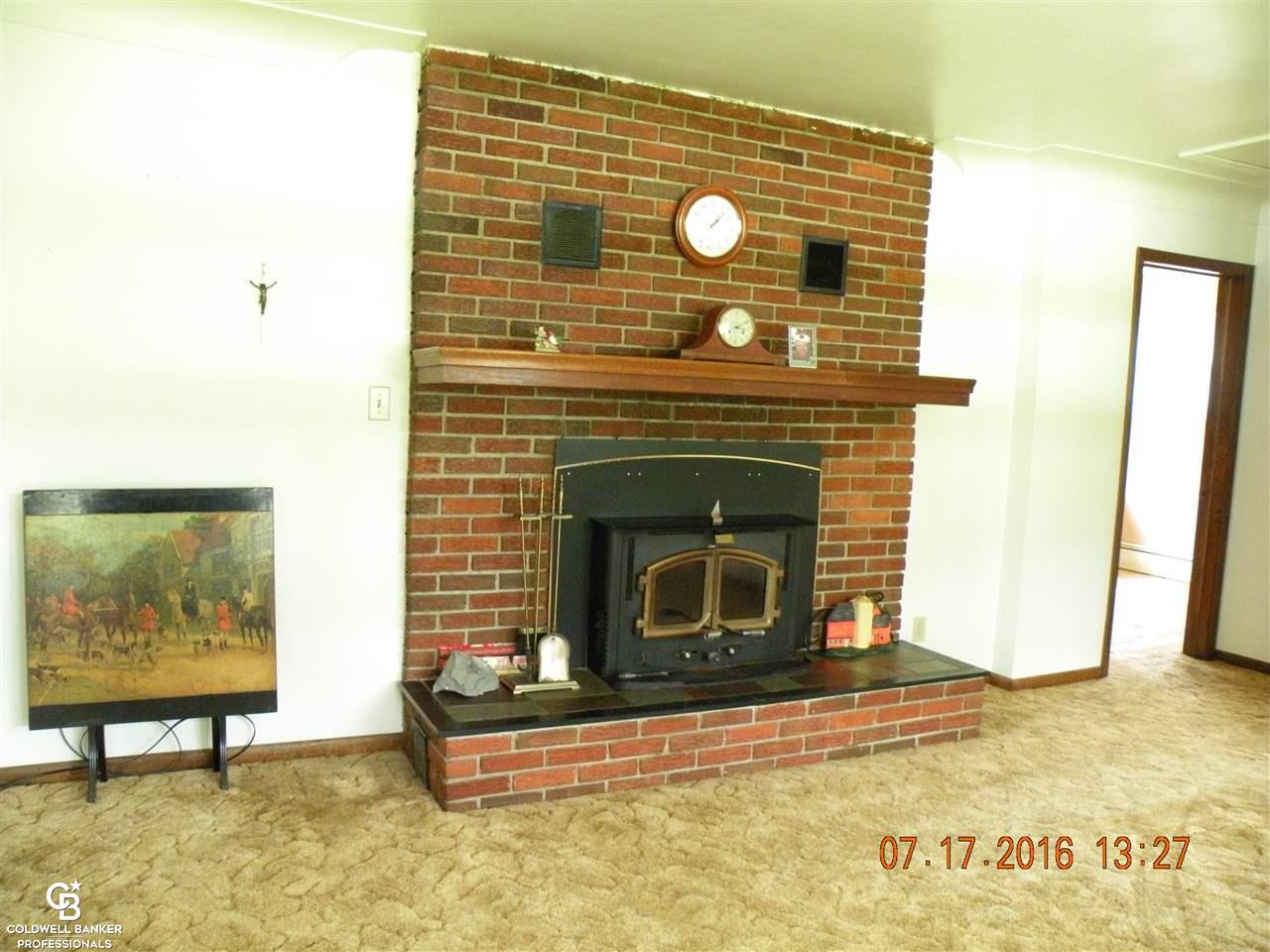 2406 Arlington Road Columbus, MI 48063 - Photo 3 of 26 31297420-2.JPG