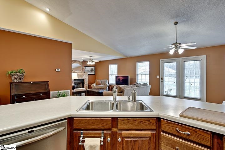 189 State Rd S-42-751 Lyman, SC 29365 - Photo 12 of 35