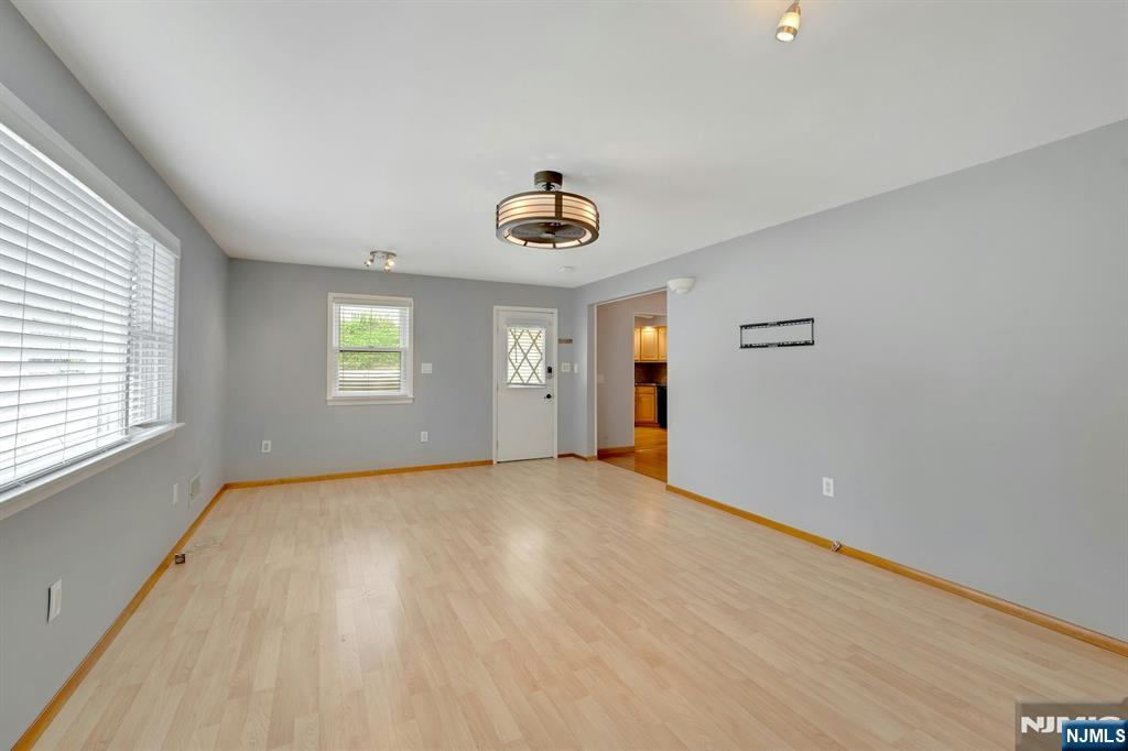 451 Chestnut Street Nutley, NJ 07110 - Photo 12 of 33