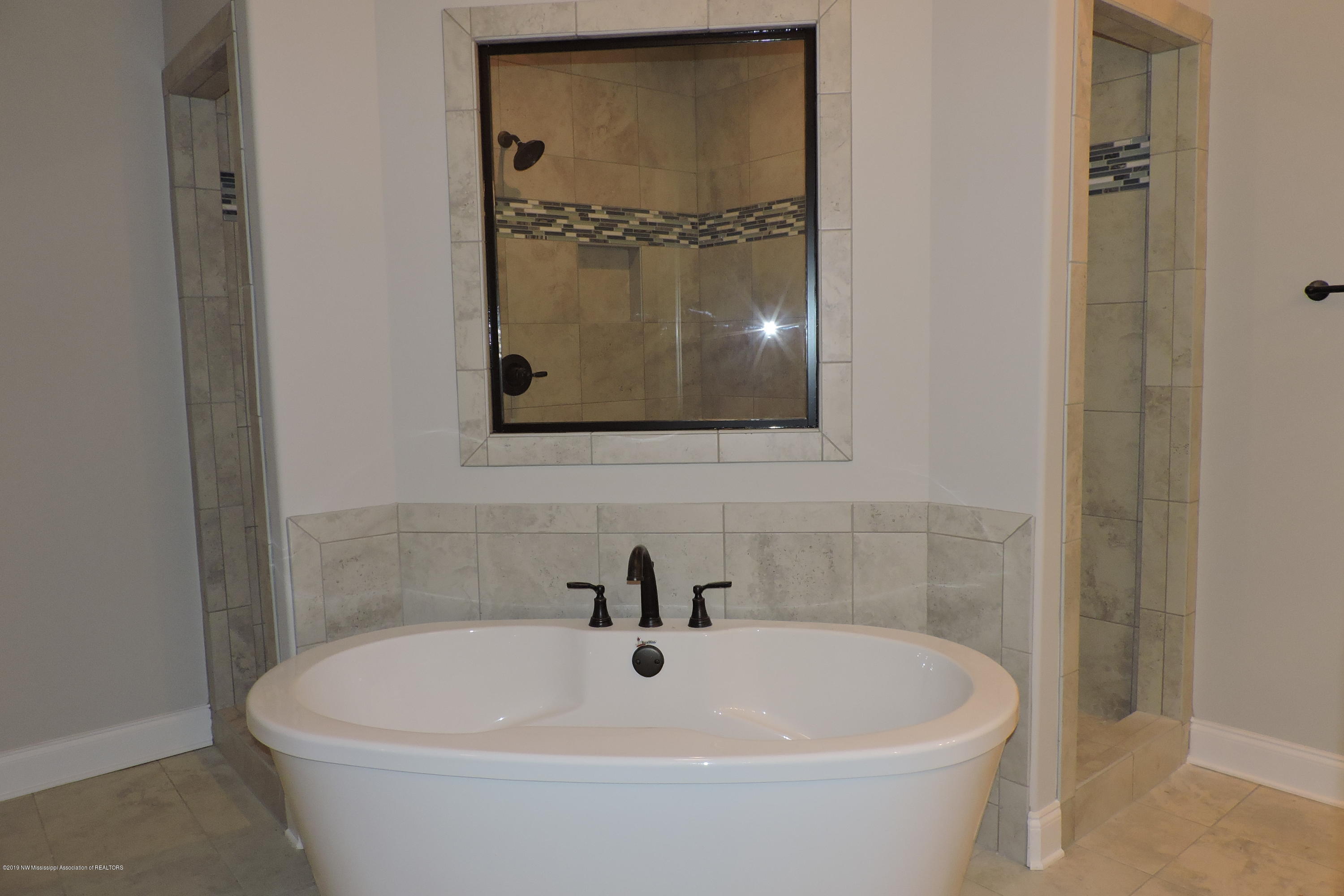 505 Vinson Road Hernando, MS 38632 - Photo 10 of 17 Lot 1 Vinson Master Tub & Shower