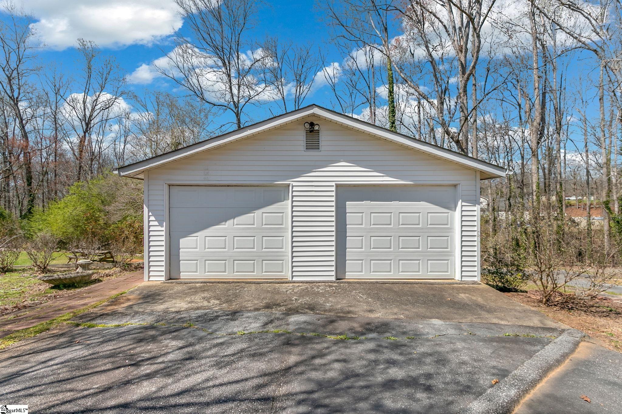 342 Red Hill Road Pickens, SC 29671 - Photo 32 of 36
