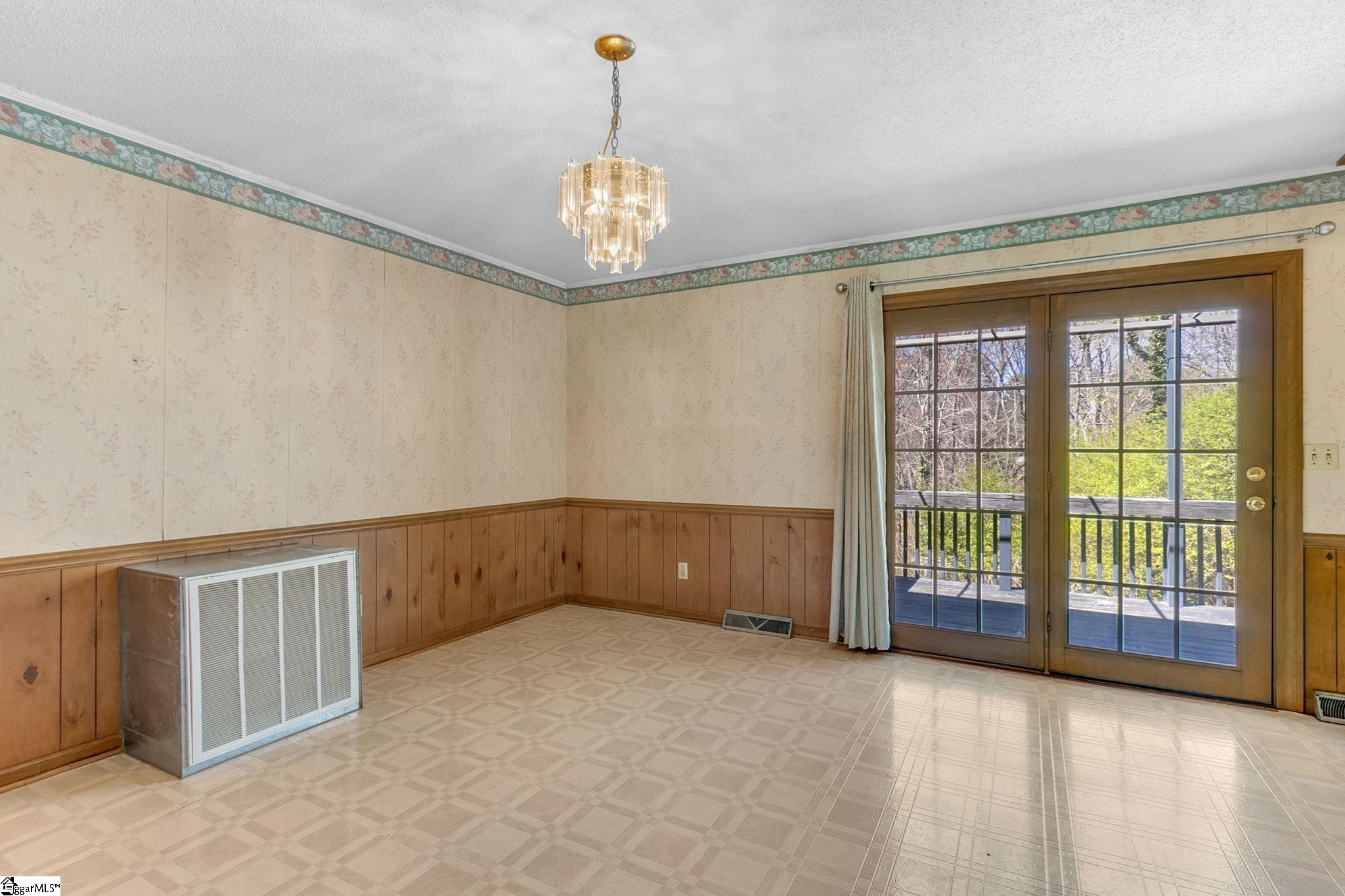 342 Red Hill Road Pickens, SC 29671 - Photo 7 of 36