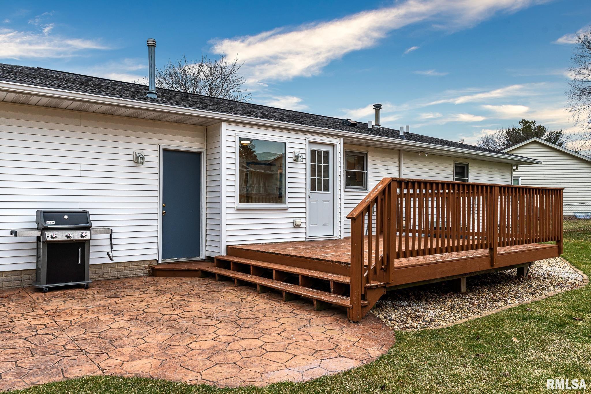 3531 Ridge Court Davenport, IA 52806 - Photo 5 of 24 Gallery Image 5