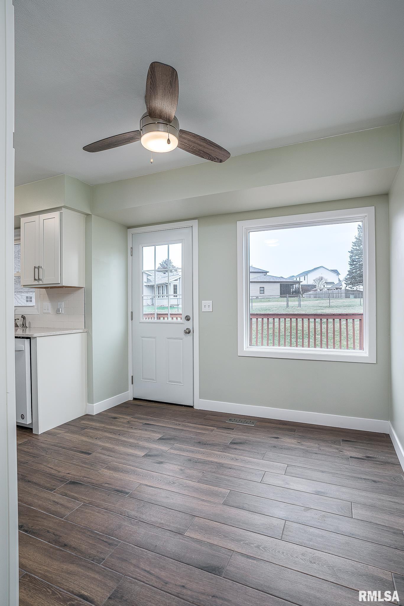 3531 Ridge Court Davenport, IA 52806 - Photo 7 of 24 Gallery Image 7