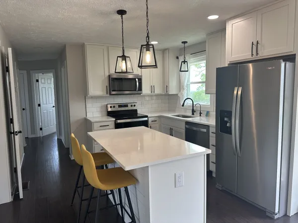 $1,995 | 161 Evergreen Circle, Hendersonville, TN 37075