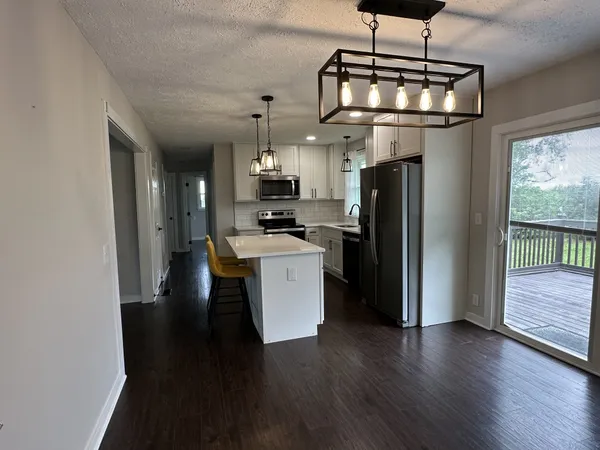 $1,995 | 161 Evergreen Circle, Hendersonville, TN 37075