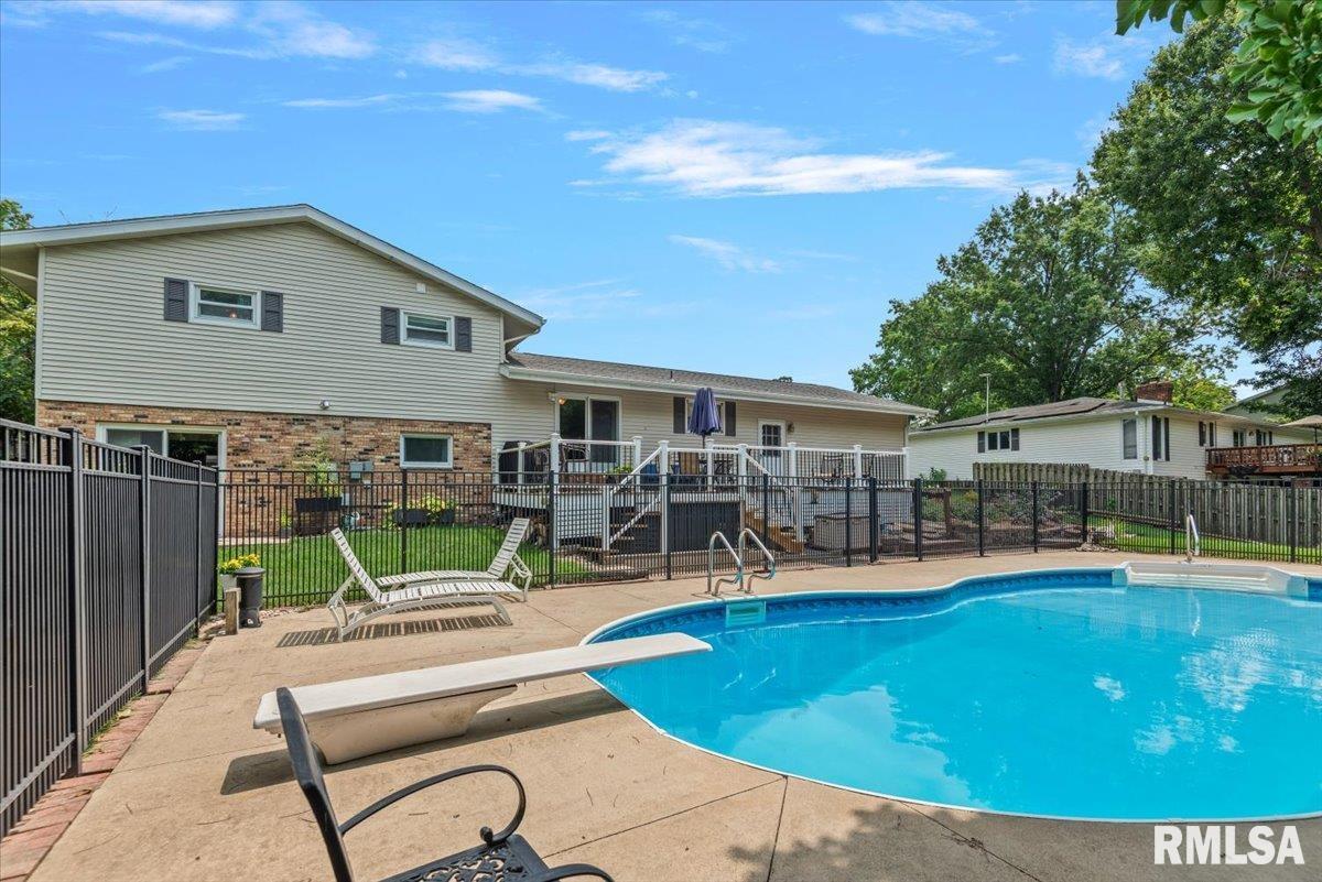 125 Wild Rose Lane Rochester, IL 62563 - Photo 36 of 42 Gallery Image 36