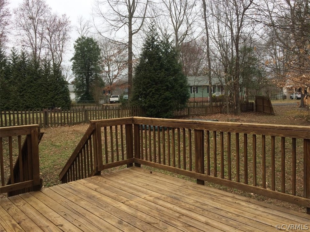 6330 Oak Drive Quinton, VA 23141 - Photo 4 of 21 a view of balcony and wooden deck