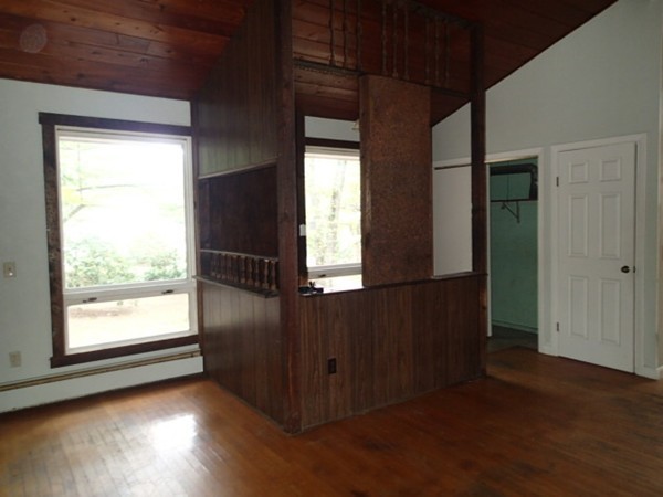 98 Jennings Road Holliston, MA 01746 - Photo 9 of 12 Gallery Image 9
