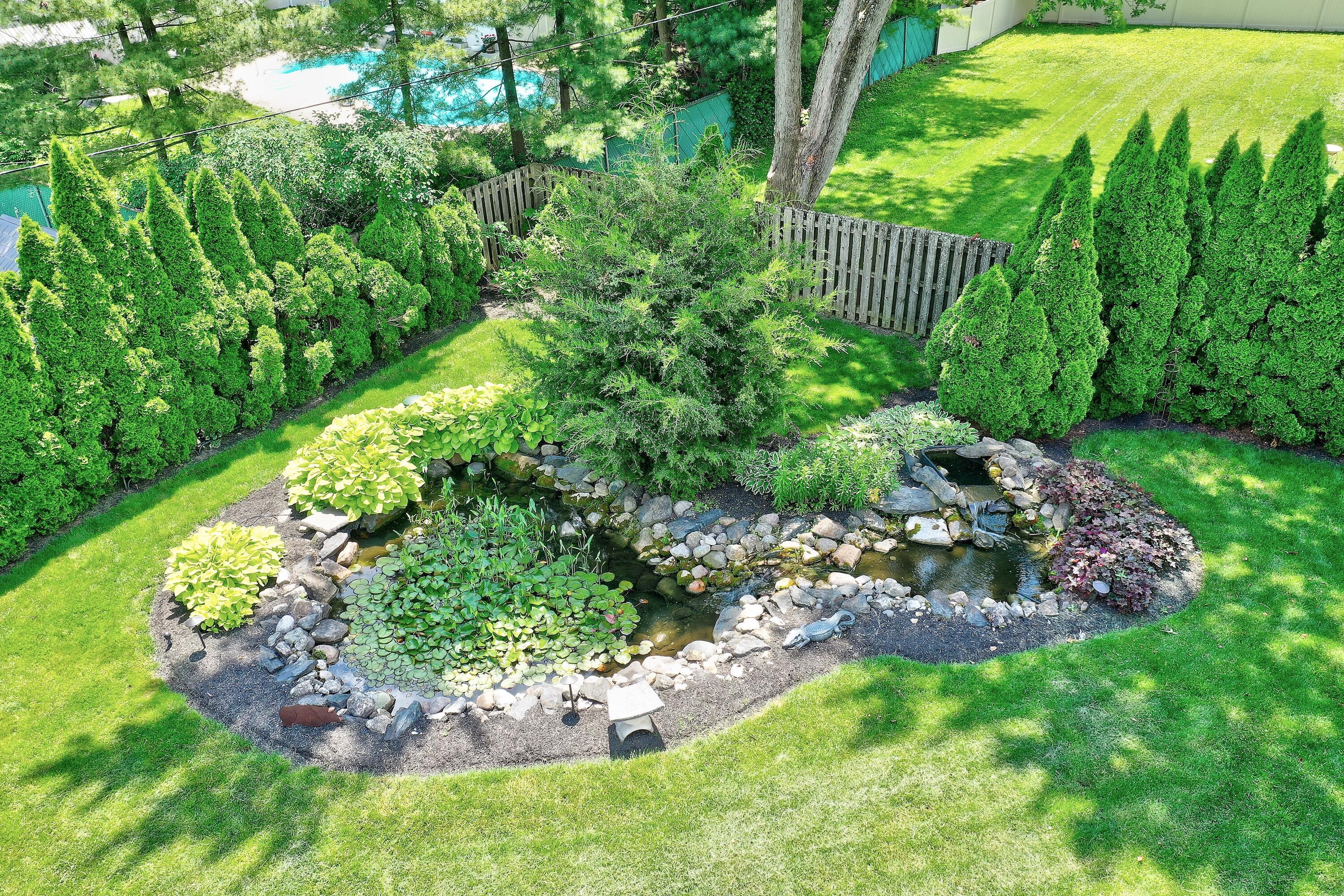 2982 Halstead Road Upper Arlington, OH 43221 - Photo 42 of 54 Pond
