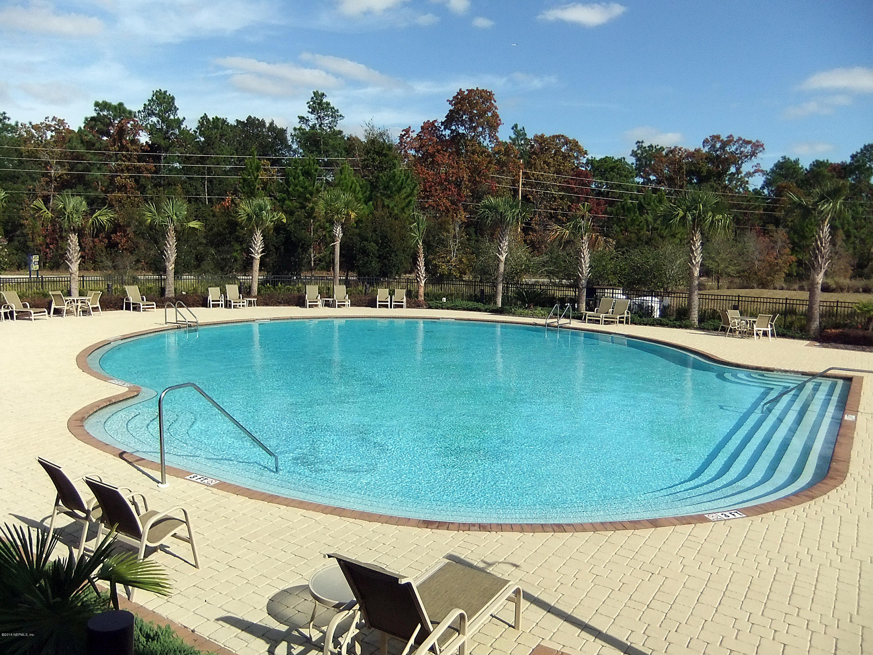 20 - YellowBluffLanding_Pool2