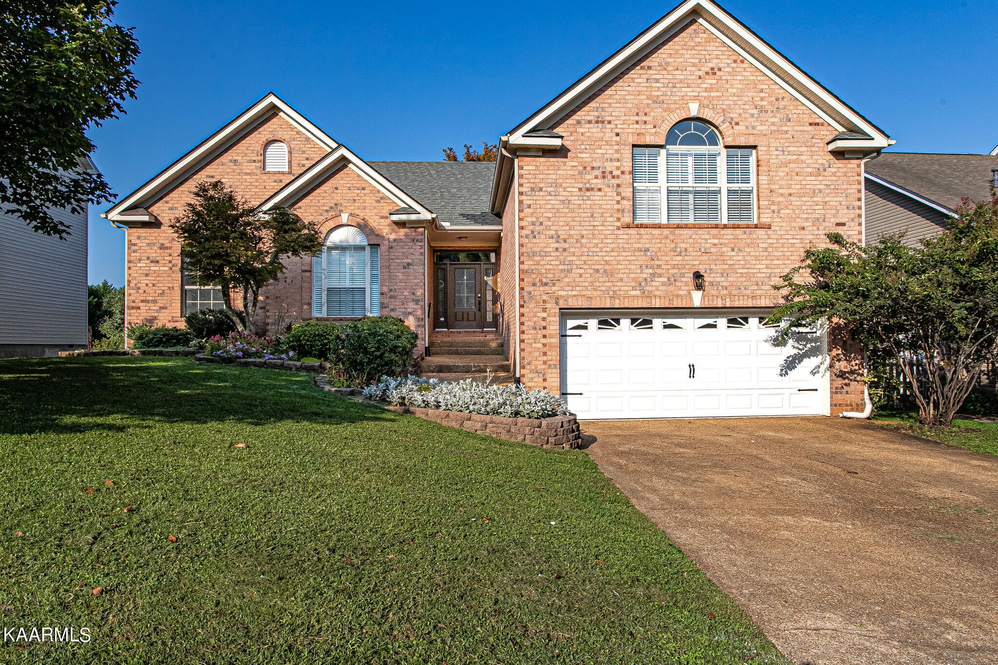 1171 Vale View Road Knoxville, TN 37922 - Photo 1 of 39 Gallery Image 1
