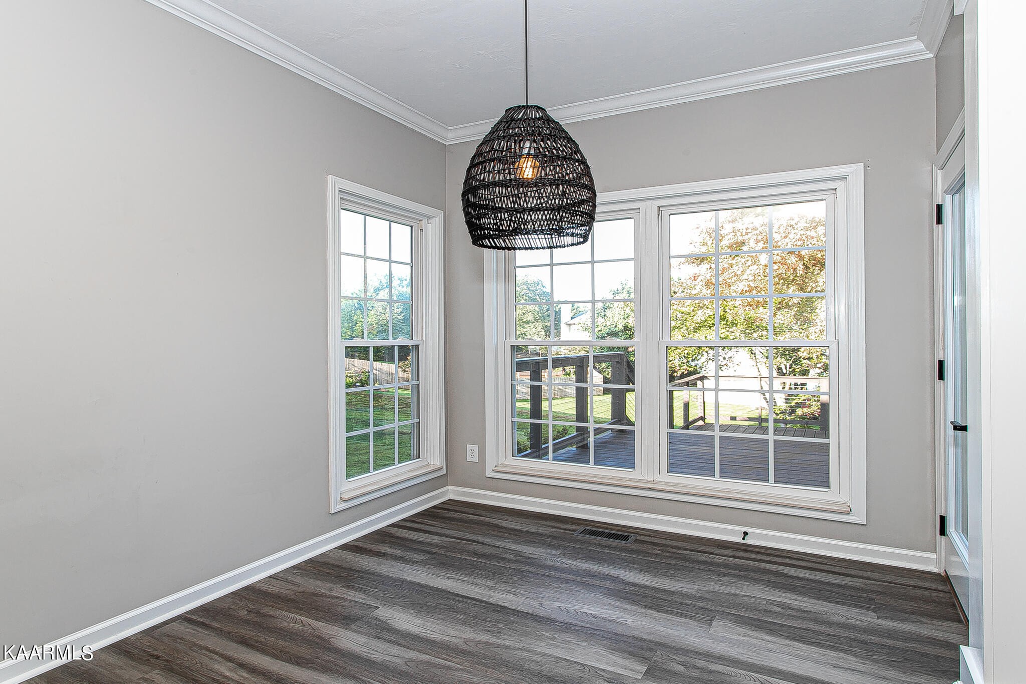 1171 Vale View Road Knoxville, TN 37922 - Photo 13 of 39 Gallery Image 13