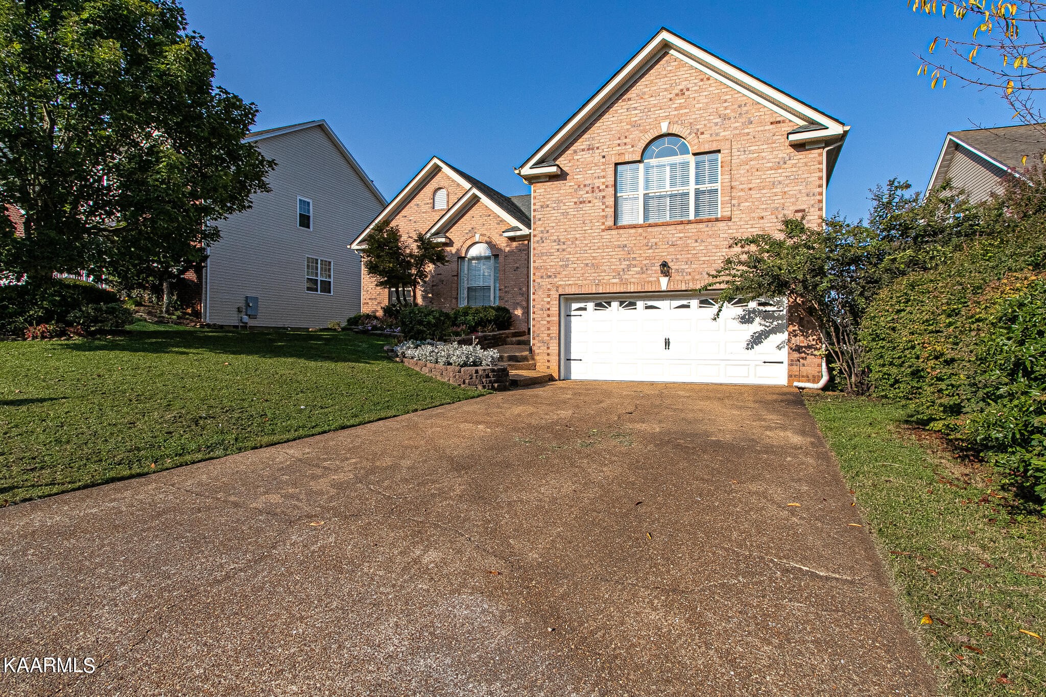 1171 Vale View Road Knoxville, TN 37922 - Photo 3 of 39 Gallery Image 3