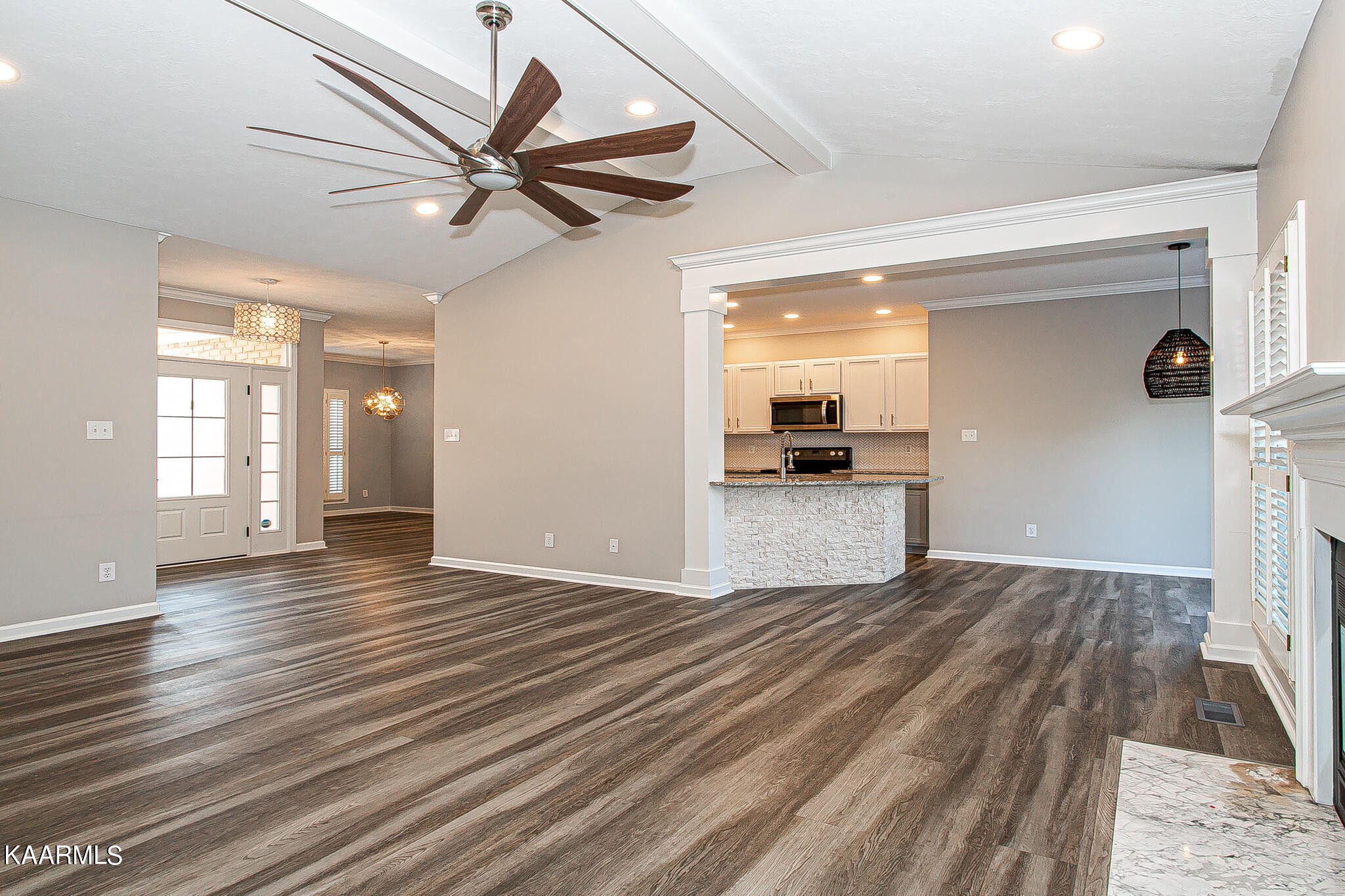 1171 Vale View Road Knoxville, TN 37922 - Photo 6 of 39 Gallery Image 6
