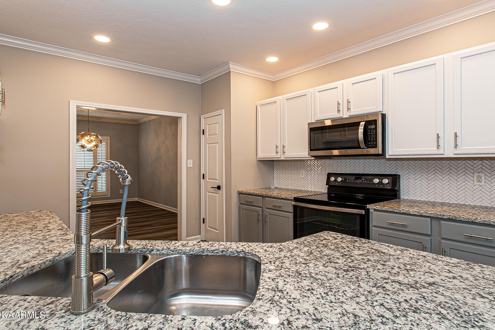 1171 Vale View Road Knoxville, TN 37922 - Photo 10 of 39 Gallery Image 10